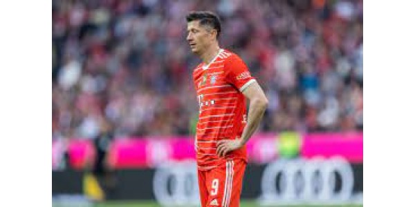 Barcelona on valmis lisäämään Depayn kauppaan